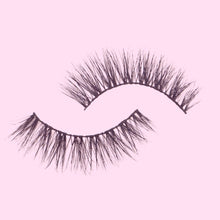 Load image into Gallery viewer, Amelia 3D Mink Lash Strips
