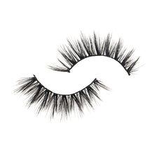 Load image into Gallery viewer, Daisy Faux 3D Volume Lash Strips

